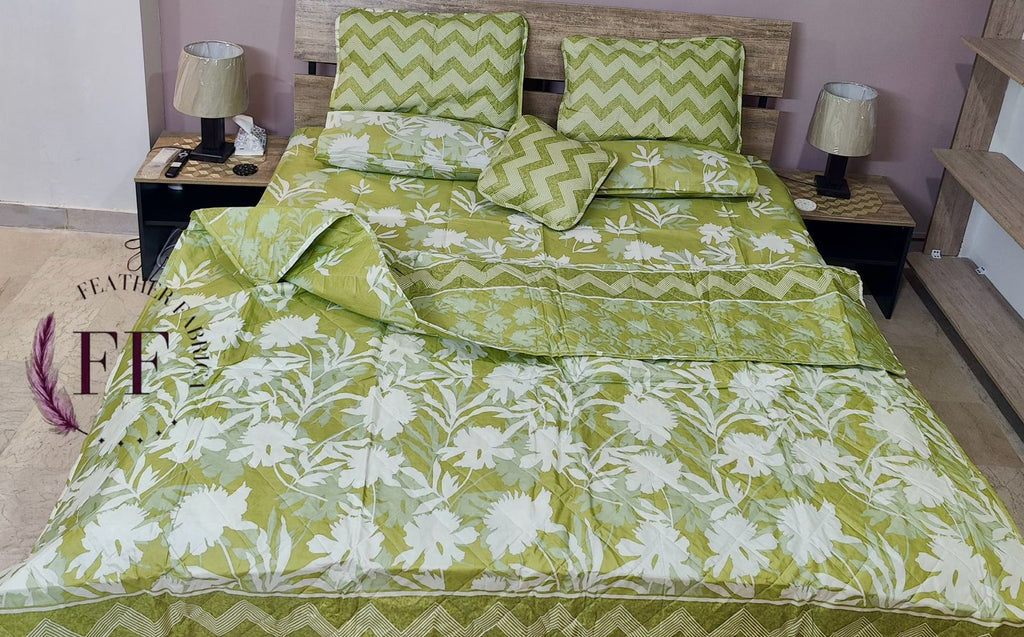 Green & White Flower